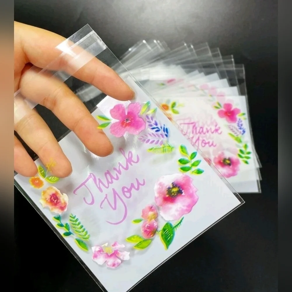 ✨️🤍 100 piece  clear plastic giftbag/ shipping supplies   7 x 7cm✨️🤍